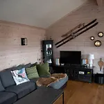 Beautiful Cozy Mountain - Fully Equipped - Free Parking *