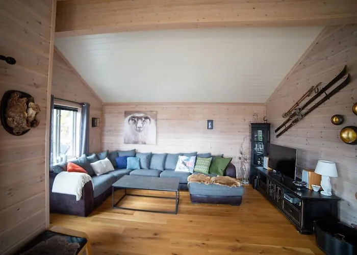 Feriehus Beautiful Cozy Mountain - Fully Equipped - Free Parking